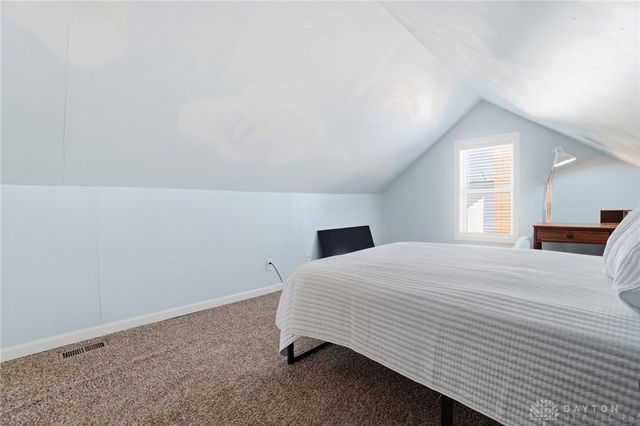 448 Triangle Avenue, Oakwood, OH 45419