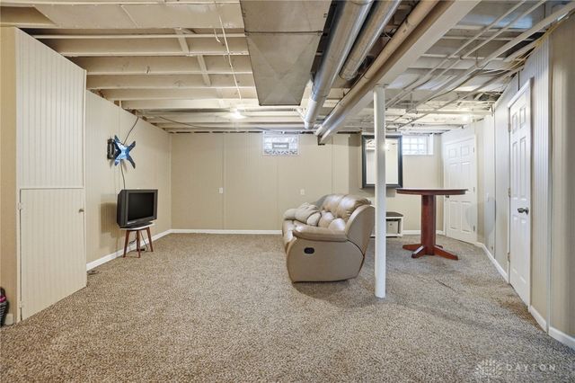 448 Triangle Avenue, Oakwood, OH 45419