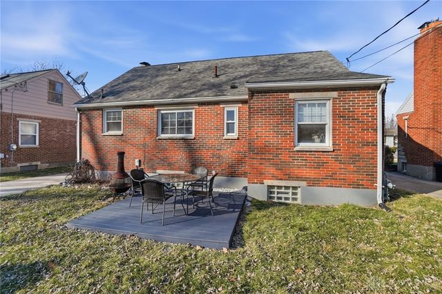 448 Triangle Avenue, Oakwood, OH 45419