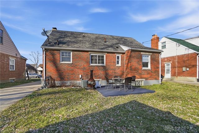 448 Triangle Avenue, Oakwood, OH 45419