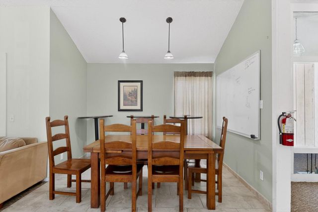 3827 Montgomery Boulevard NE APT 231, Albuquerque, NM 87109