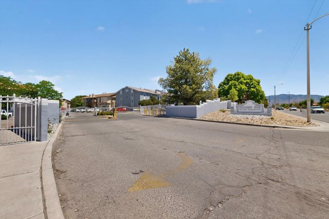 3827 Montgomery Boulevard NE APT 231, Albuquerque, NM 87109