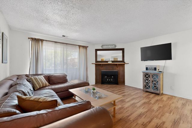 3827 Montgomery Boulevard NE APT 231, Albuquerque, NM 87109