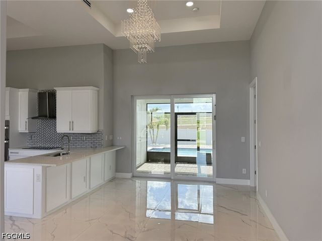 124 SW 31st PL, Cape Coral, FL 33991