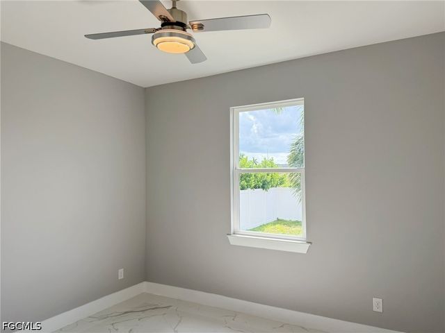 124 SW 31st PL, Cape Coral, FL 33991