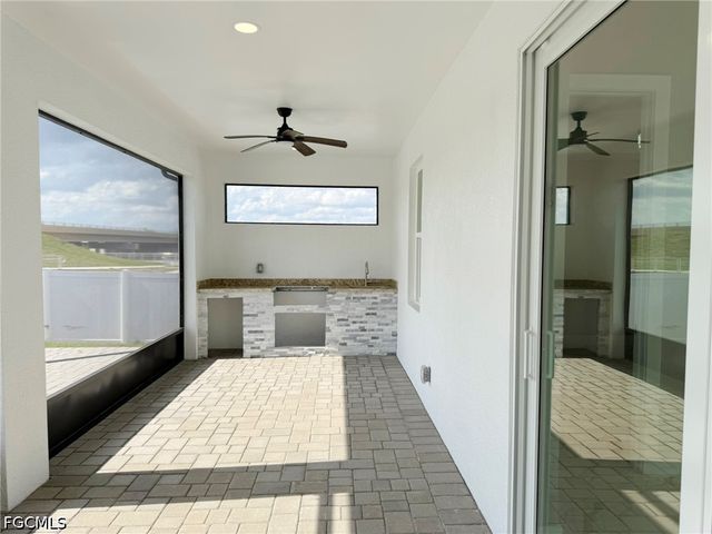124 SW 31st PL, Cape Coral, FL 33991