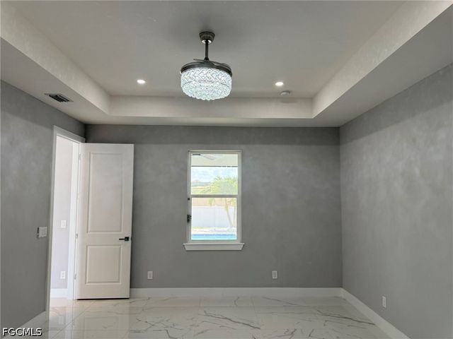124 SW 31st PL, Cape Coral, FL 33991