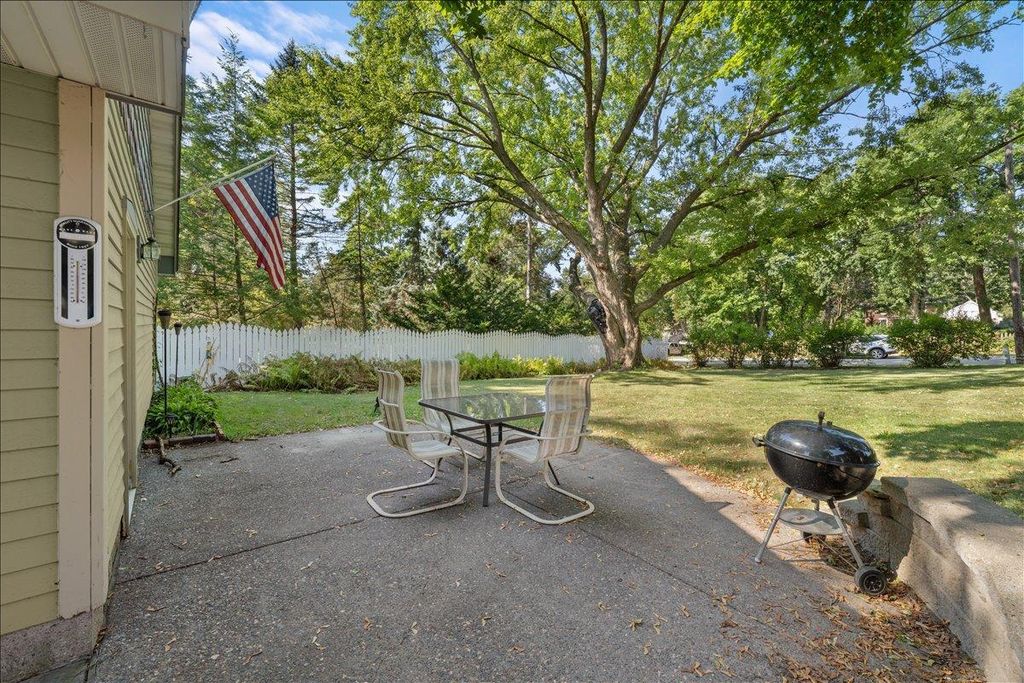 921 4th Street N, Stillwater, MN 55082 — photo 5