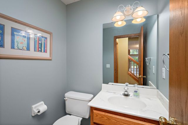 1566 Antler Point, Eagan, MN 55122