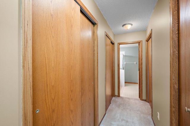 1566 Antler Point, Eagan, MN 55122