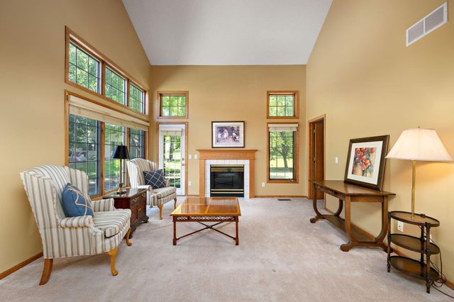 1566 Antler Point, Eagan, MN 55122