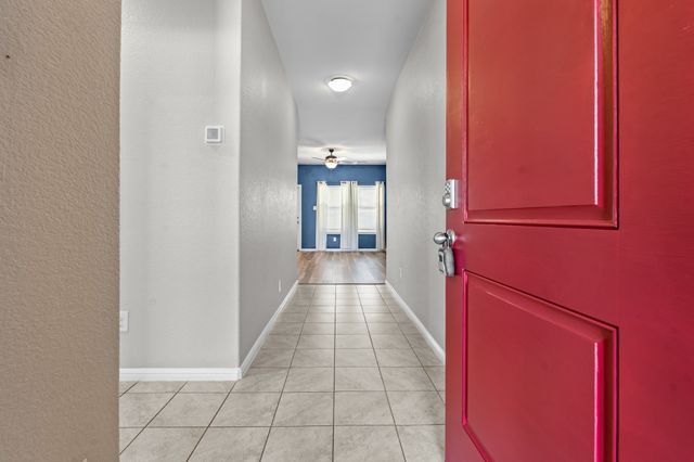 9901 Huntersville Trail, Fort Worth, TX 76108