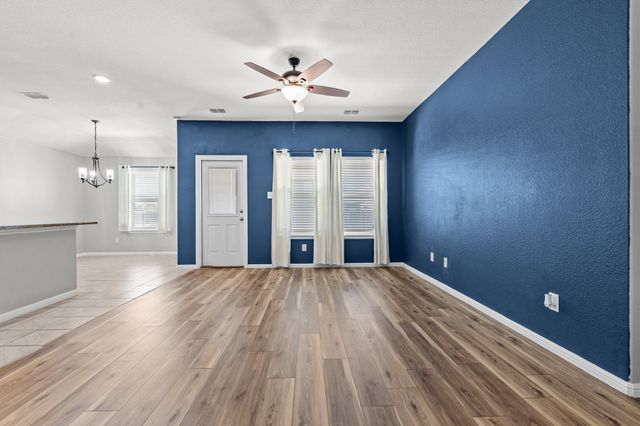 9901 Huntersville Trail, Fort Worth, TX 76108