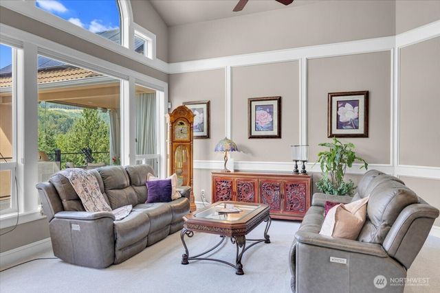 22410 McMurray Shore Drive, Mount Vernon, WA 98274