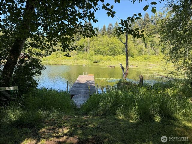 22410 McMurray Shore Drive, Mount Vernon, WA 98274