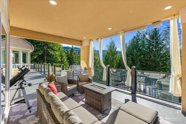 22410 McMurray Shore Drive, Mount Vernon, WA 98274