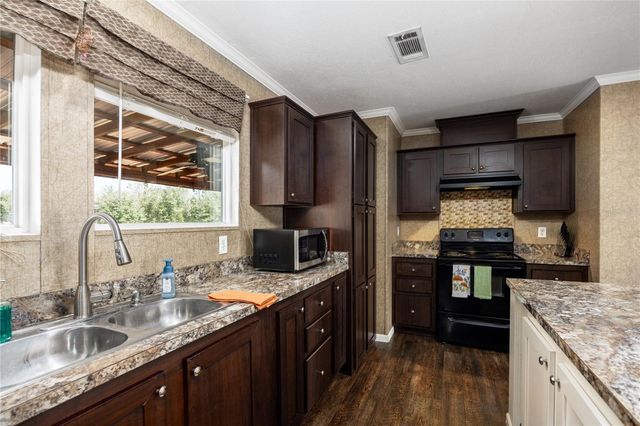 25228 NW 158TH AVENUE, High Springs, FL 32643