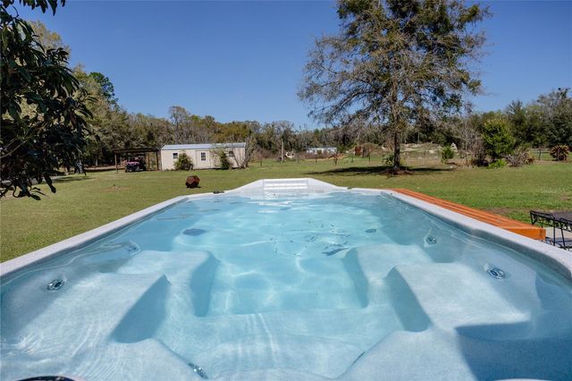 25228 NW 158TH AVENUE, High Springs, FL 32643