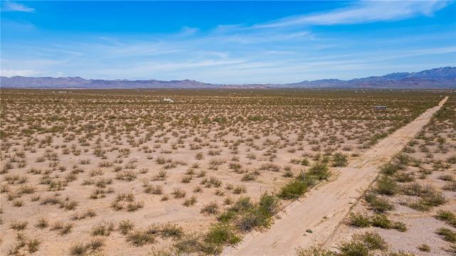 8 Lots W Ronda Drive, Golden Valley, AZ 86413