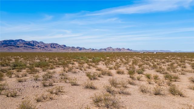 8 Lots W Ronda Drive, Golden Valley, AZ 86413
