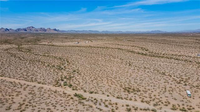 8 Lots W Ronda Drive, Golden Valley, AZ 86413