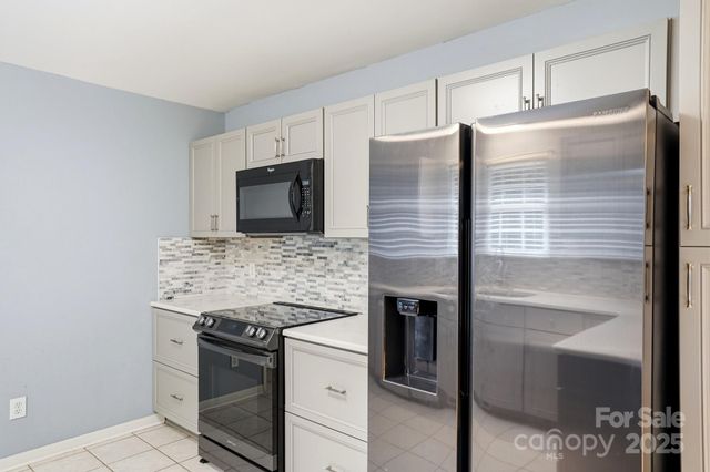 2455 Old Pond Drive, Lincolnton, NC 28092