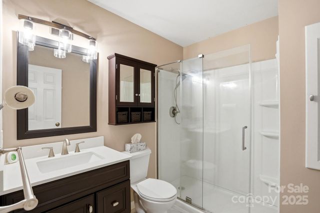 2455 Old Pond Drive, Lincolnton, NC 28092