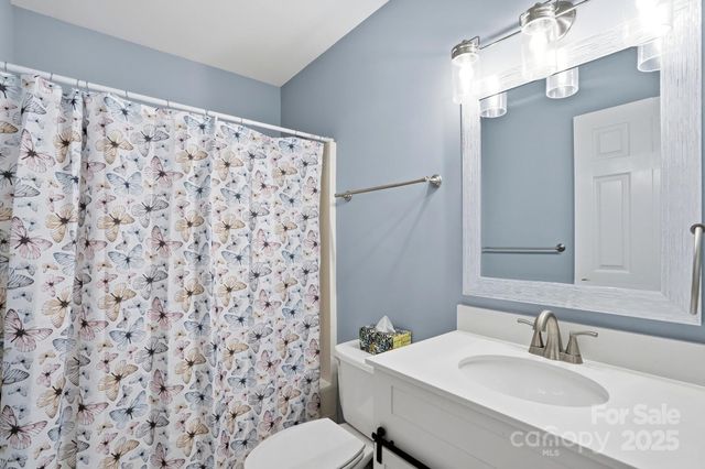 2455 Old Pond Drive, Lincolnton, NC 28092