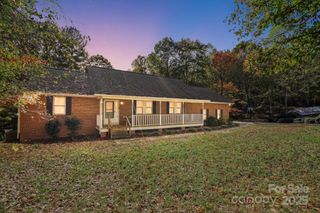 2455 Old Pond Drive, Lincolnton, NC 28092