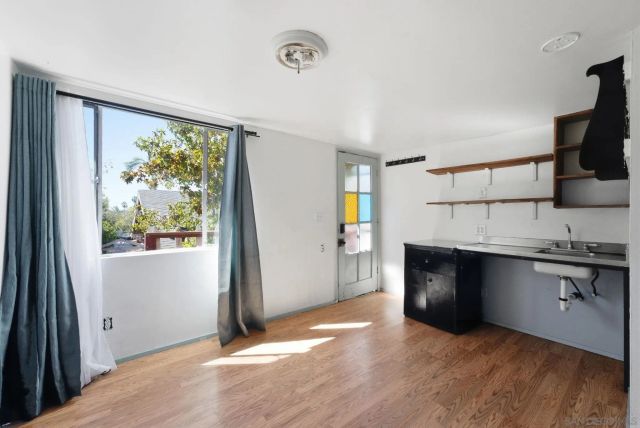 1427 Fern St, San Diego, CA 92102