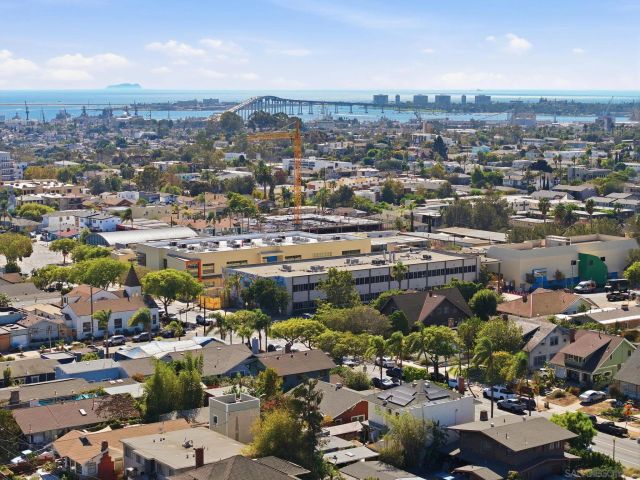 1427 Fern St, San Diego, CA 92102