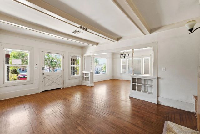 1427 Fern St, San Diego, CA 92102