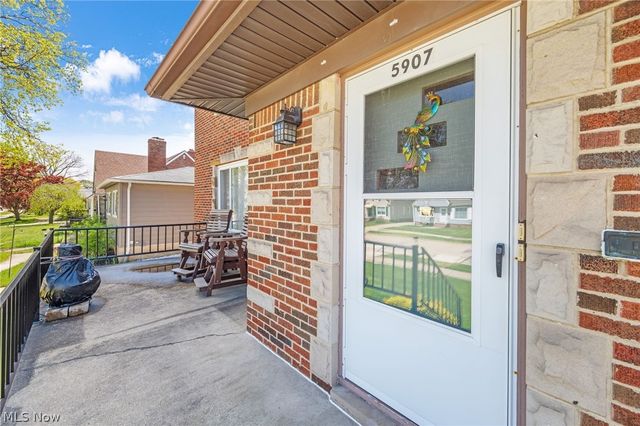 5907 Belmere Drive, Parma, OH 44129