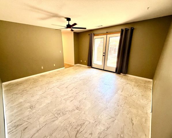 1019 Miwok Dr, Lodi, CA 95240