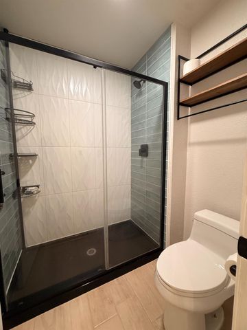1019 Miwok Dr, Lodi, CA 95240