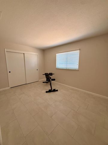 1019 Miwok Dr, Lodi, CA 95240
