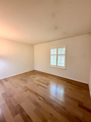1019 Miwok Dr, Lodi, CA 95240
