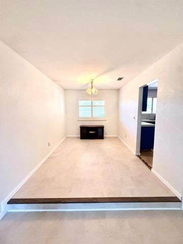 1019 Miwok Dr, Lodi, CA 95240