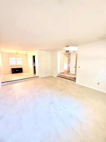 1019 Miwok Dr, Lodi, CA 95240