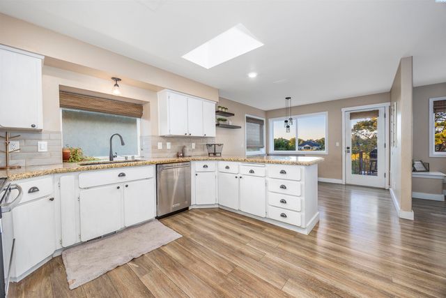 3501 S Quillan Ct, Kennewick, WA 99337