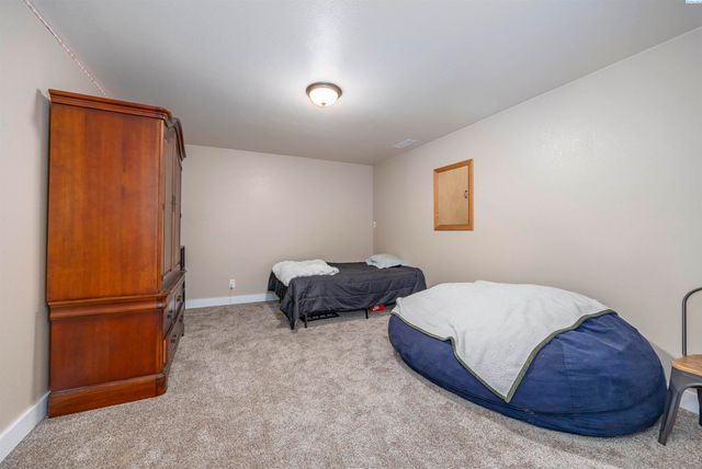 3501 S Quillan Ct, Kennewick, WA 99337