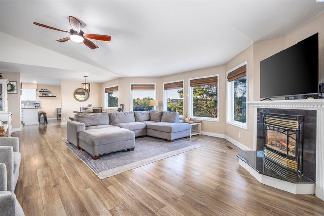 3501 S Quillan Ct, Kennewick, WA 99337