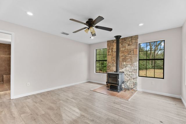 289 PR 7819, Hawkins, TX 75765