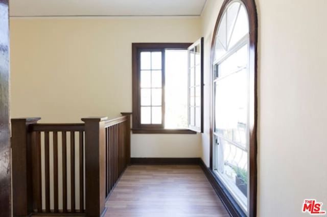 611 N Beachwood Drive, Los Angeles, CA 90004