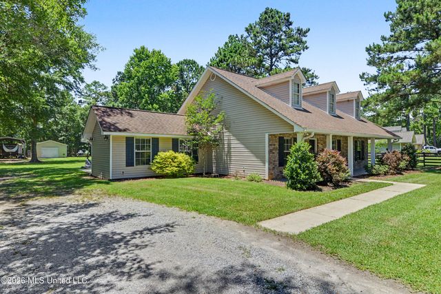 16023 Old Joe Moran Road, Kiln, MS 39556