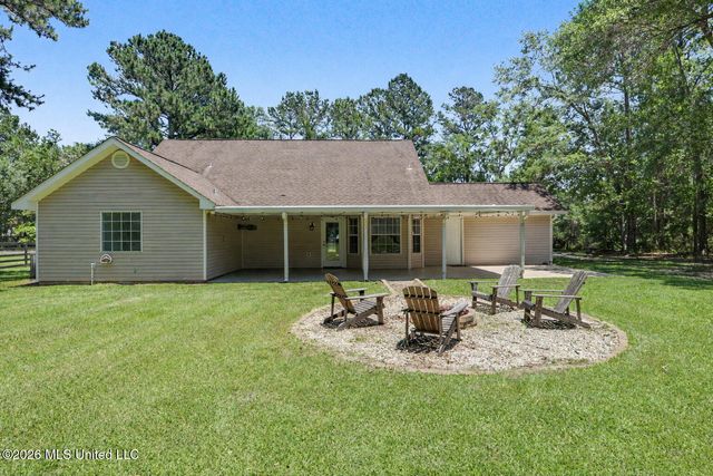 16023 Old Joe Moran Road, Kiln, MS 39556
