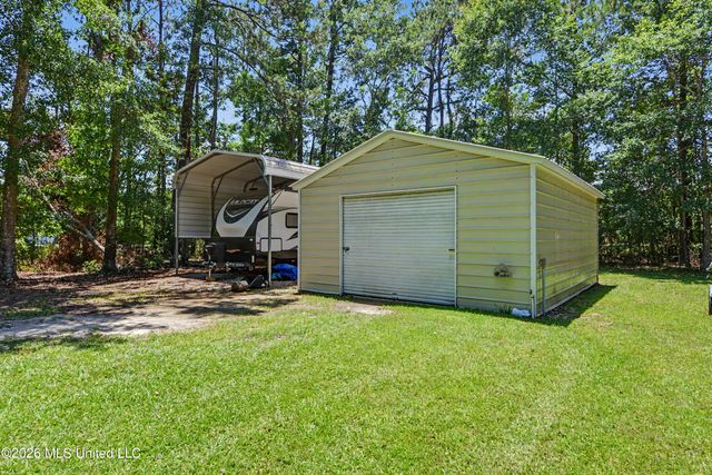 16023 Old Joe Moran Road, Kiln, MS 39556