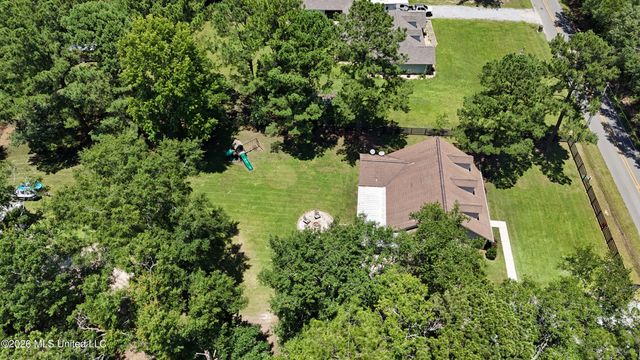 16023 Old Joe Moran Road, Kiln, MS 39556
