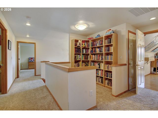 948 EDINBURGH Ct, Kelso, WA 98626