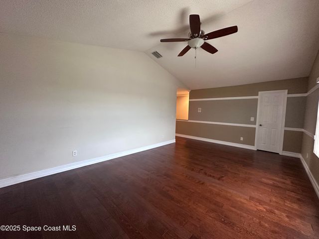 2893 Glasbern Circle, Melbourne, FL 32904